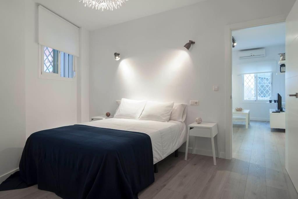 Moderno Apartamento En Plaza Merced Málaga Extérieur photo
